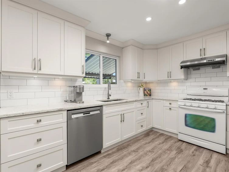 11654 64b Avenue, Delta, BC, V4E 2C9 - 31