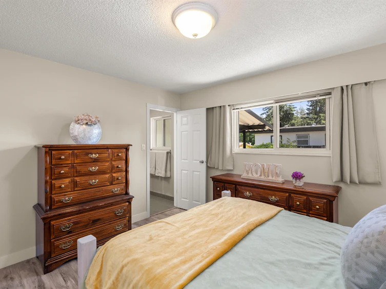 11654 64b Avenue, Delta, BC, V4E 2C9 - 34