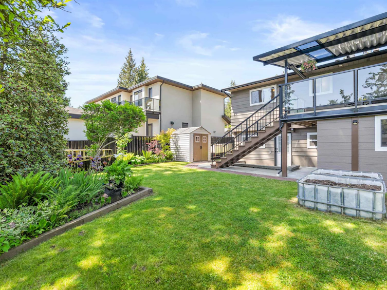 11654 64b Avenue, Delta, BC, V4E 2C9 - 39