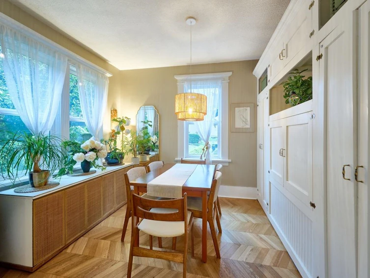 221 W 23rd Street, North Vancouver, BC, V7M 2B4 - 4