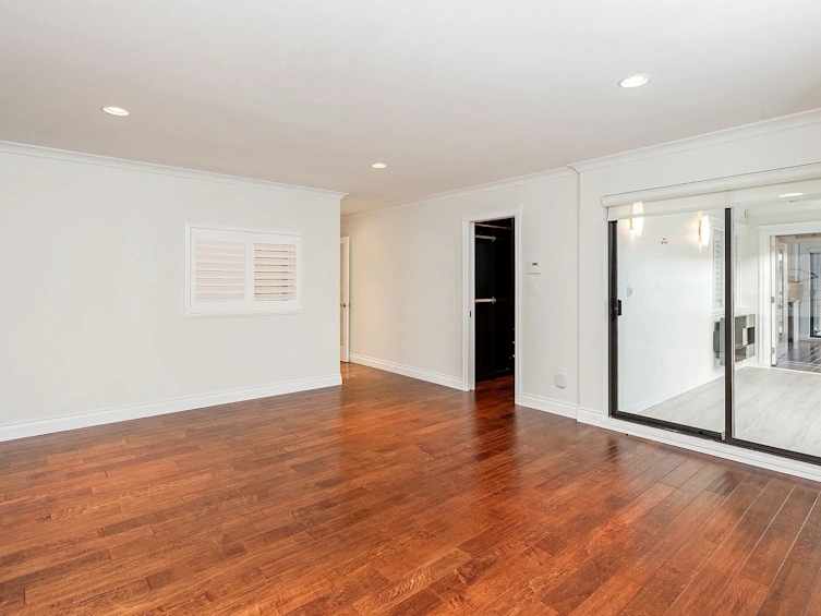 209-15300 17 Avenue, Surrey, BC, V4A 8Y6 - 18