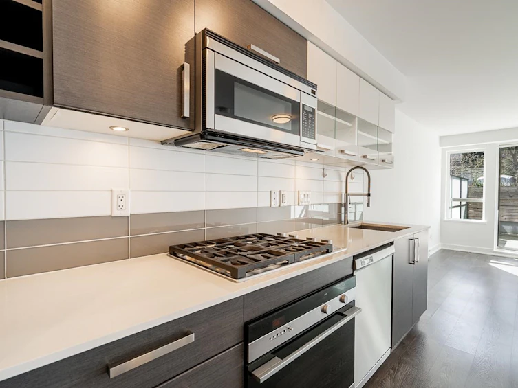 102-2858 W 4th Avenue, Vancouver, BC, V6K 1R2 - 9