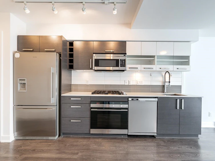 102-2858 W 4th Avenue, Vancouver, BC, V6K 1R2 - 8