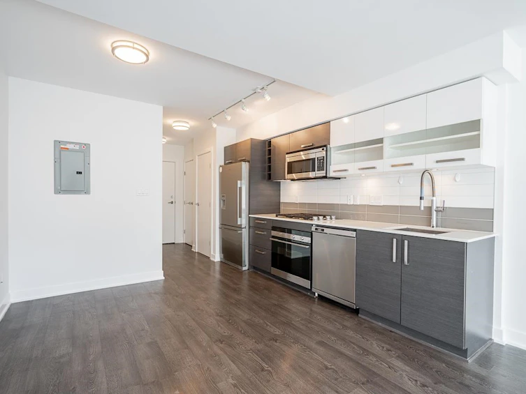 102-2858 W 4th Avenue, Vancouver, BC, V6K 1R2 - 10