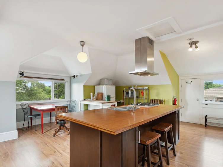 4698 W 4th Avenue, Vancouver, BC, V6R 1R5 - 24