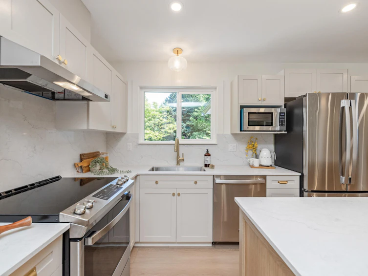 1503 Celeste Crescent, Port Coquitlam, BC, V3C 1E3 - 11