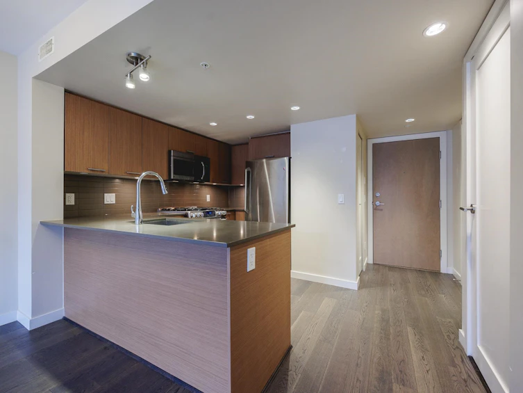 306-95 Moody Street, Port Moody, BC, V3H 0H2 - 9