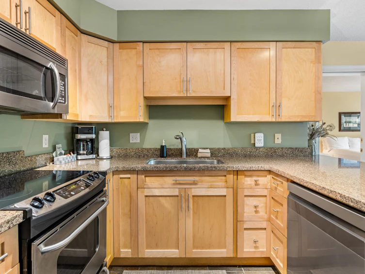 303/304-4905 Spearhead Place, Whistler, BC, V8E 1E8 - 19
