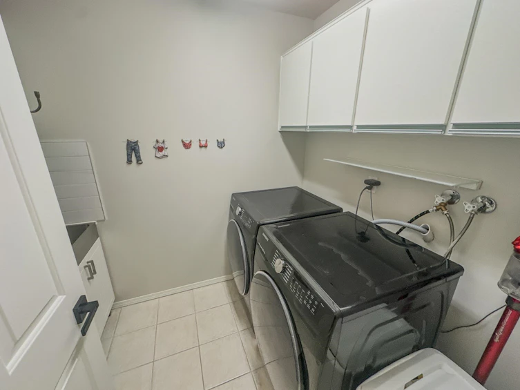 8598 142a Street, Surrey, BC, V3W 0S6 - 13