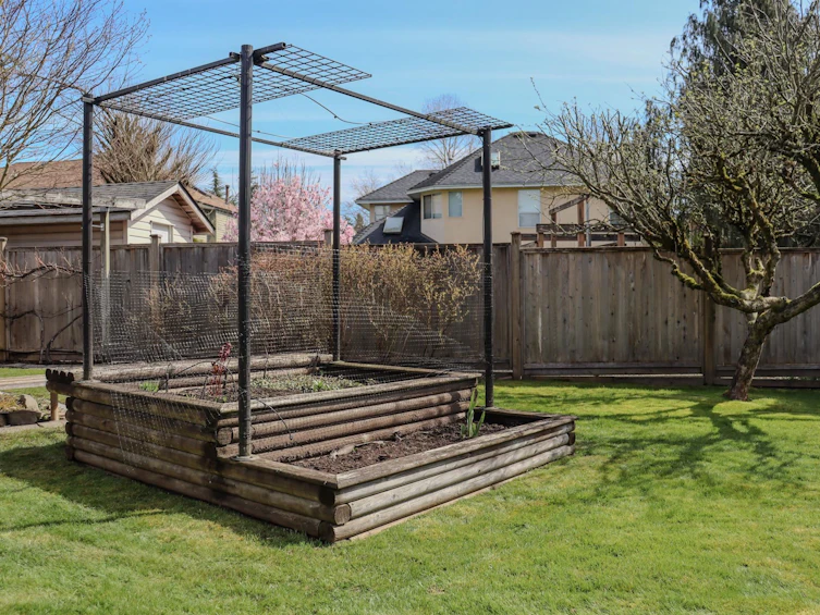 8598 142a Street, Surrey, BC, V3W 0S6 - 25
