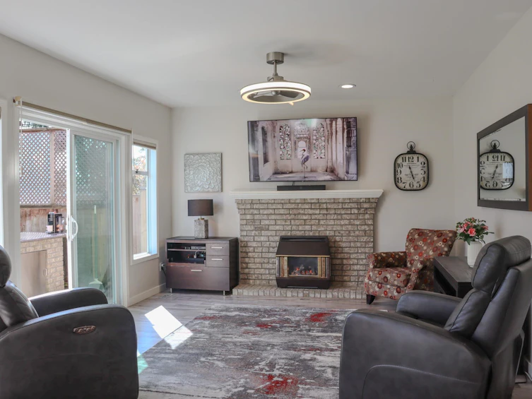 8598 142a Street, Surrey, BC, V3W 0S6 - 12