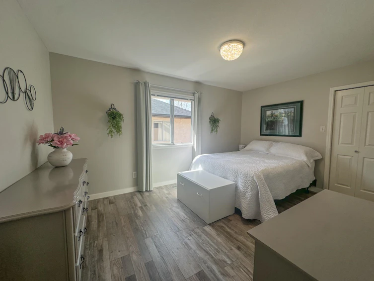 8598 142a Street, Surrey, BC, V3W 0S6 - 18