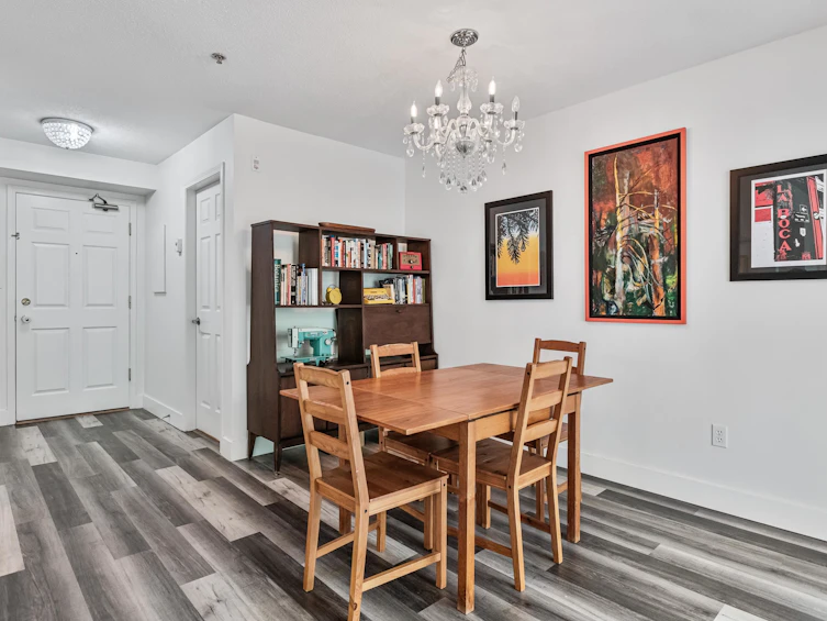 303-220 Newport Drive, Port Moody, BC, V3H 5B8 - 5