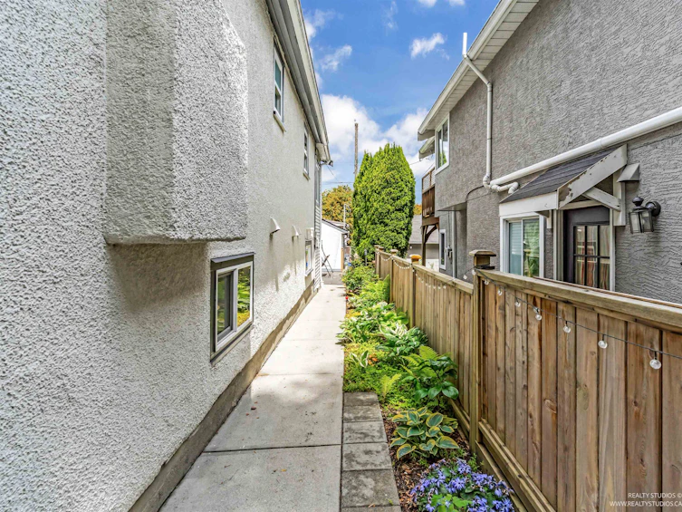 949 E 24th Avenue, Vancouver, BC, V5V 2A8 - 35