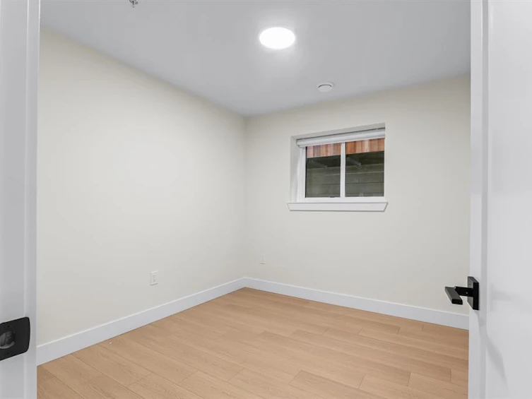 20518 75 Avenue, Langley, BC, V2Y 1V5 - 27