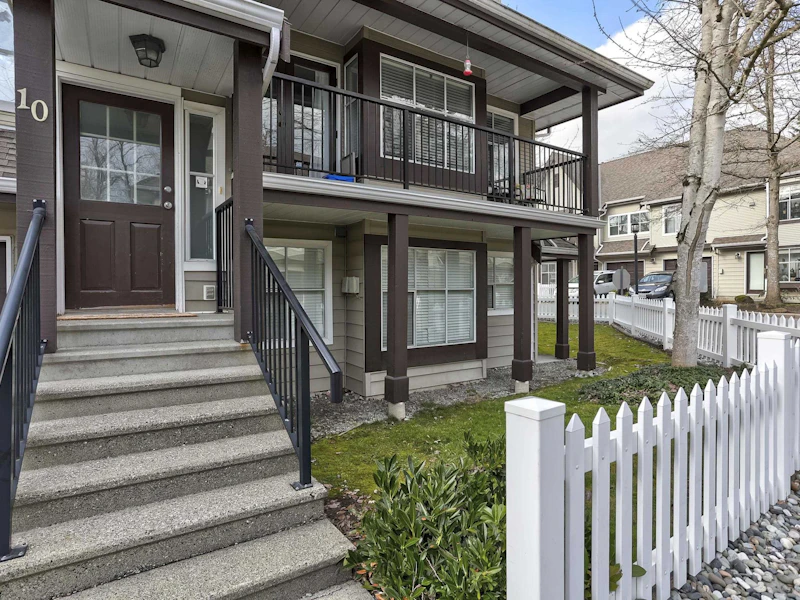 10 - 12099 237th Street, Maple Ridge BC V4R 2C3