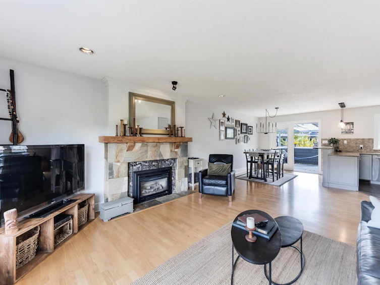 40363 Garibaldi Way, Squamish, BC, V0N 1T0 - 4