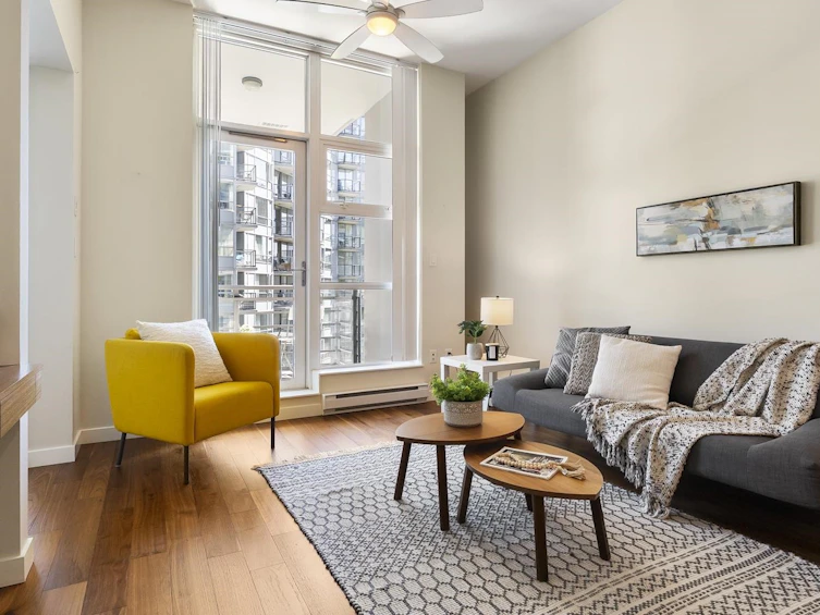 705-1205 Howe Street, Vancouver, BC, V6Z 0B2 - 2