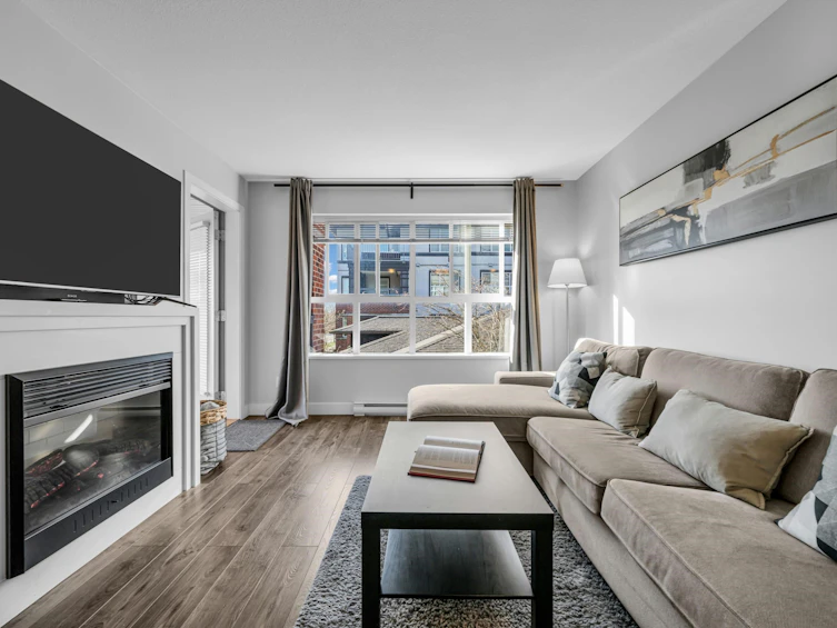 204-6815 188 Street, Surrey, BC, V4N 0Z8 - 6