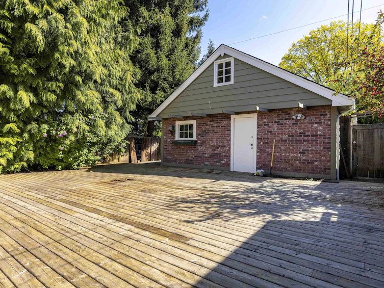 3040 W 2nd Avenue, Vancouver, BC, V6K 1K4 - 8