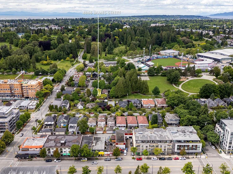 4866 James Street, Vancouver, BC, V5V 3J4 - 18