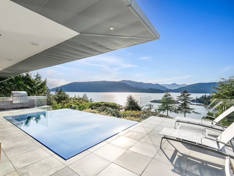 6275 St. Georges Crescent, West Vancouver, BC, V7W 1Z3 - 2