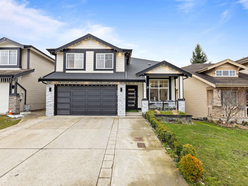 6576 207th Street, Langley BC V2Y 2Y5