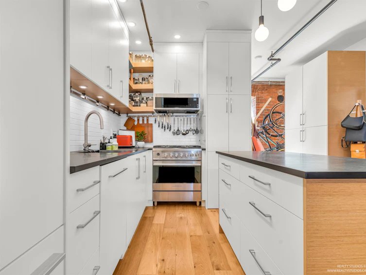 13-280 E 6th Avenue, Vancouver, BC, V5T 1J8 - 5