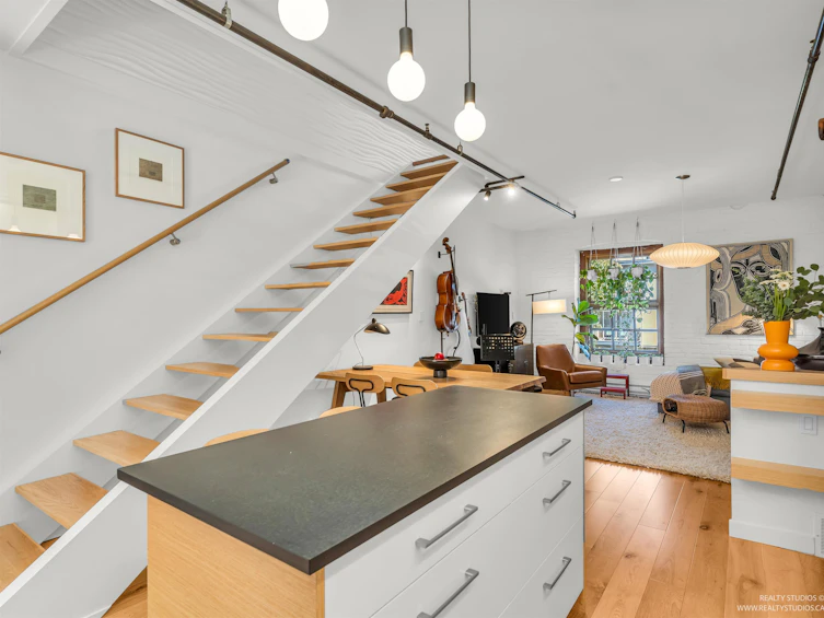 13-280 E 6th Avenue, Vancouver, BC, V5T 1J8 - 4