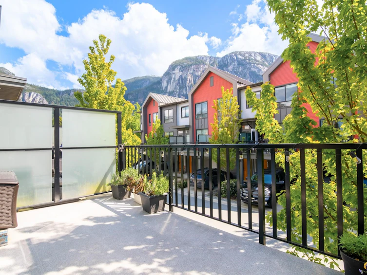 1355 Valleyside Place, Squamish, BC, V8B 1A8 - 11