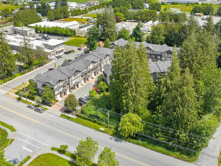6-2950 Lefeuvre Road, Abbotsford, BC, V4X 0B2 - 2