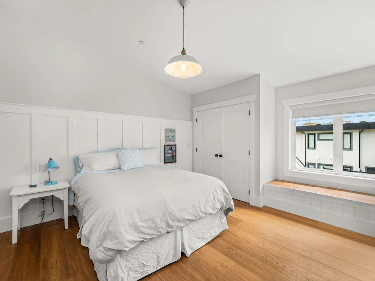 15682 Thrift Avenue, Surrey, BC, V4B 2M4 - 20