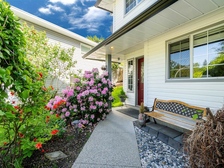 21442 90a Avenue, Langley, BC, V1M 2N1 - 2