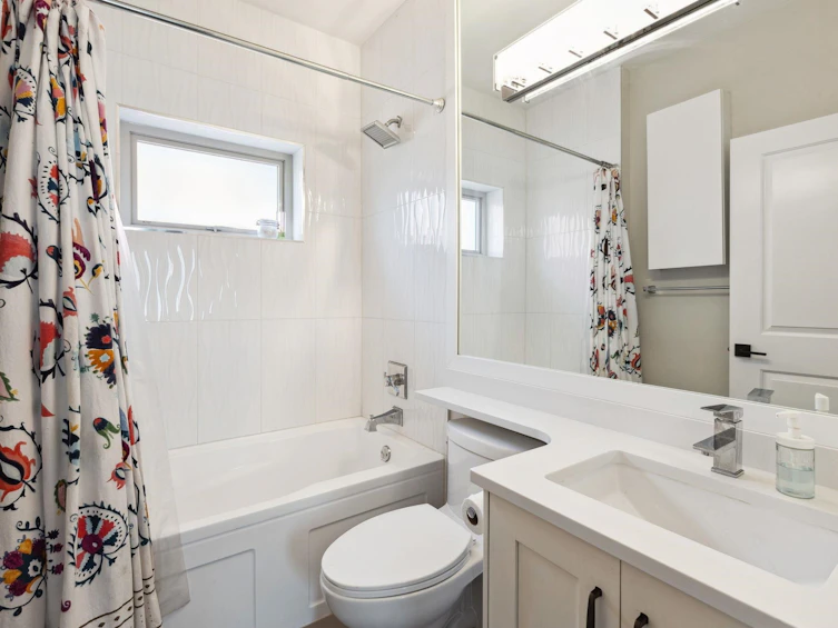 1669 Adanac Street, Vancouver, BC, V5L 2C7 - 17