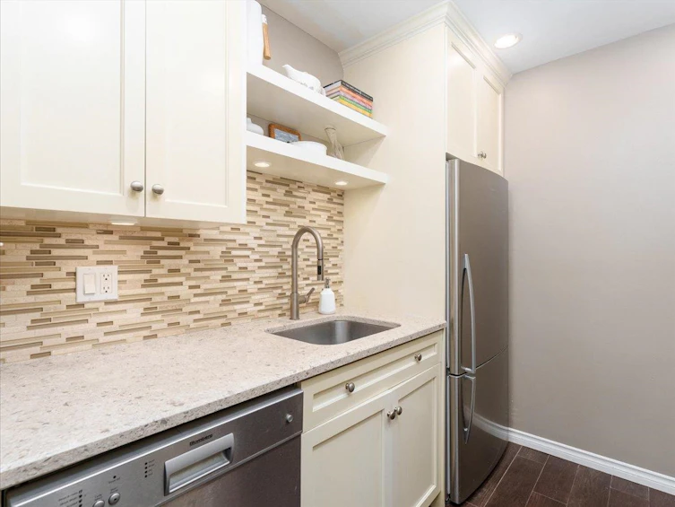 307-1147 Nelson Street, Vancouver, BC, V6E 1J3 - 9