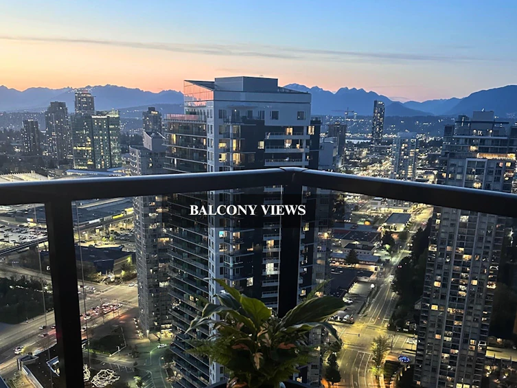 4004-13725 George Junction, Surrey, BC, V3T 0V7 - 4