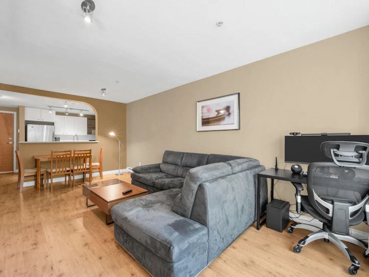 214-6833 Village Green, Burnaby, BC, V5E 4M1 - 7