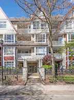 214 6833 Village Green