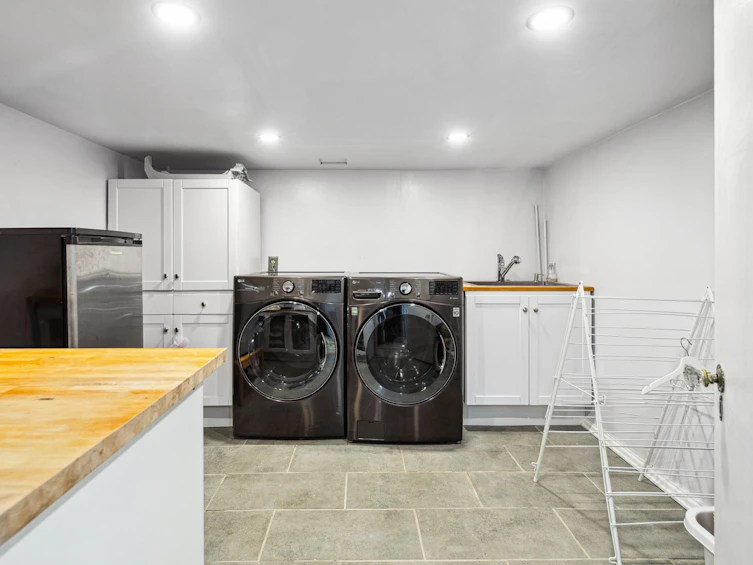 341 W 22nd Street, North Vancouver, BC, V7M 2A3 - 29