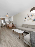 402 4468 Dawson Street