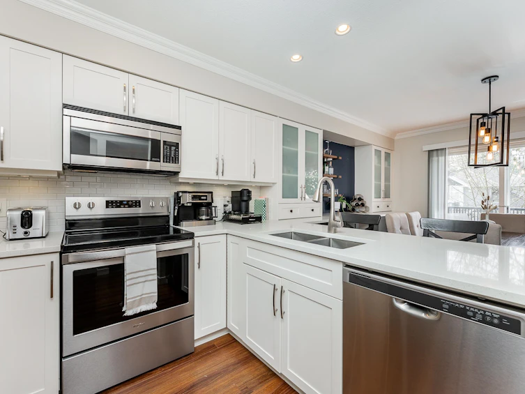 18-19141 124 Avenue, Pitt Meadows, BC, V3Y 2V6 - 2