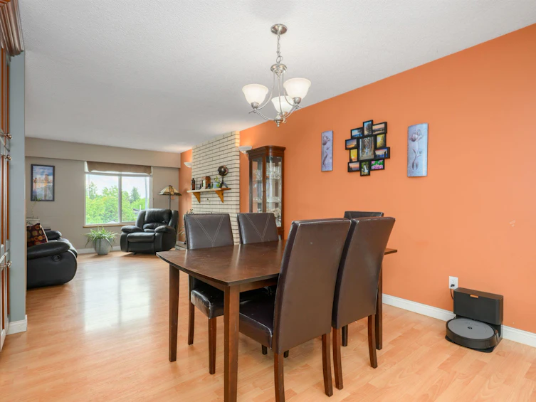 11515 198 Street, Pitt Meadows, BC, V3Y 1N9 - 11