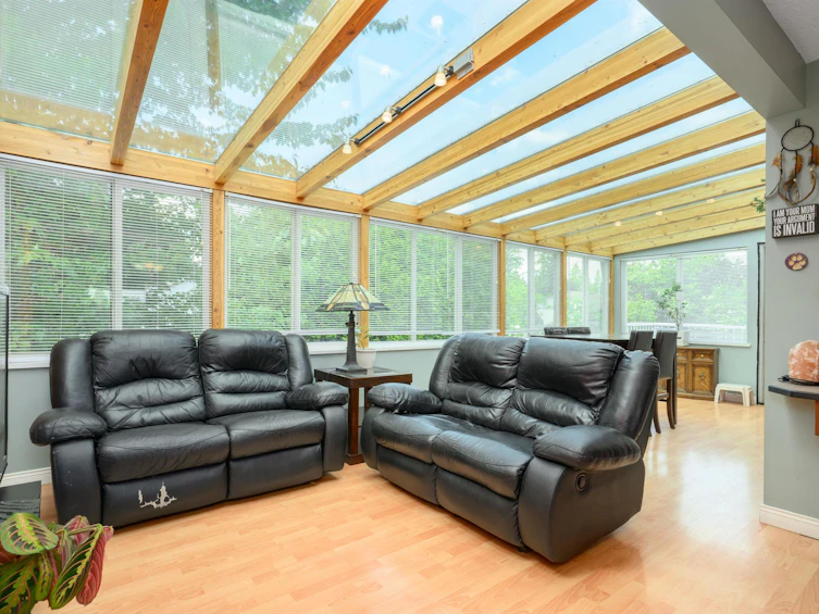 11515 198 Street, Pitt Meadows, BC, V3Y 1N9 - 9