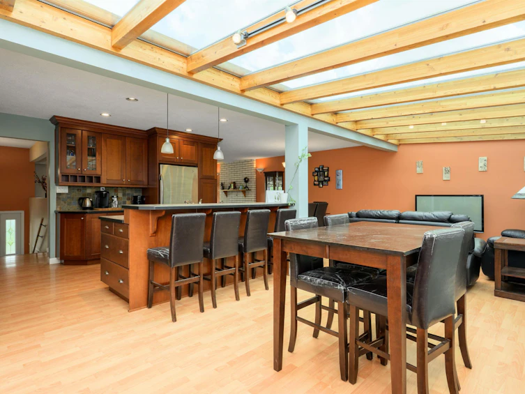 11515 198 Street, Pitt Meadows, BC, V3Y 1N9 - 2