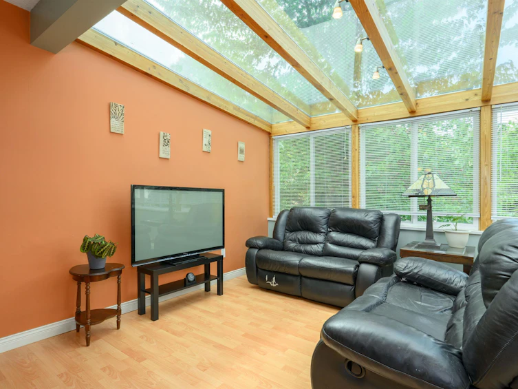 11515 198 Street, Pitt Meadows, BC, V3Y 1N9 - 8