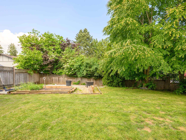 11515 198 Street, Pitt Meadows, BC, V3Y 1N9 - 32
