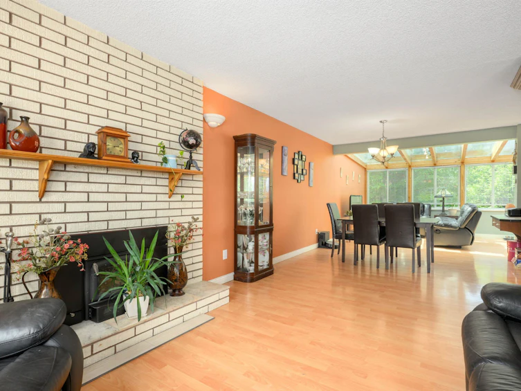 11515 198 Street, Pitt Meadows, BC, V3Y 1N9 - 10