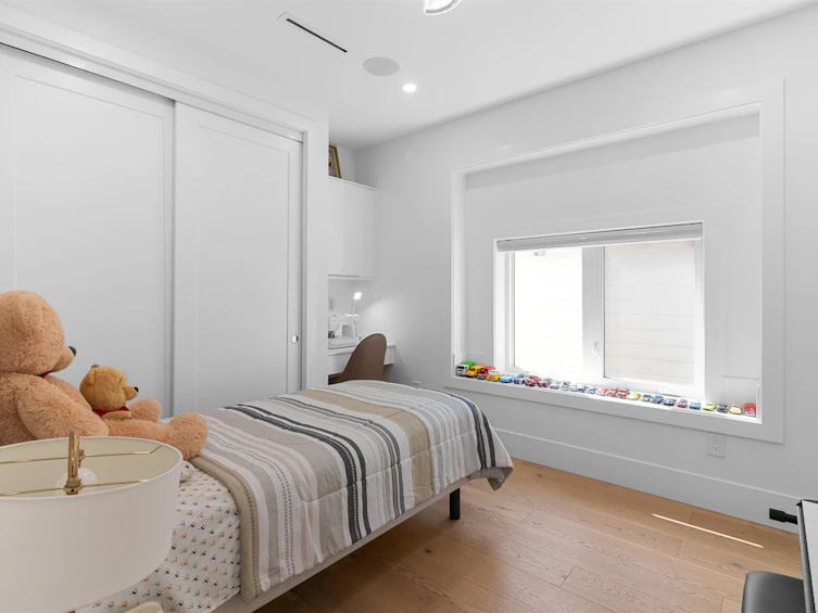 886 E 38th Avenue, Vancouver, BC, V5W 1J3 - 22