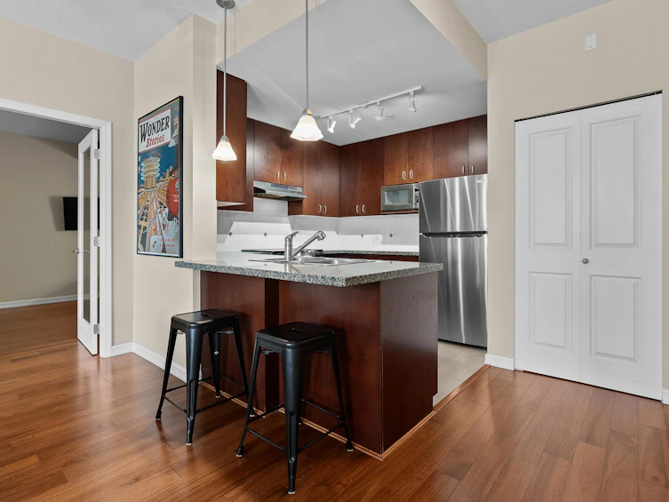 207-1551 Foster Street, Surrey, BC, V4B 5M1 - 16