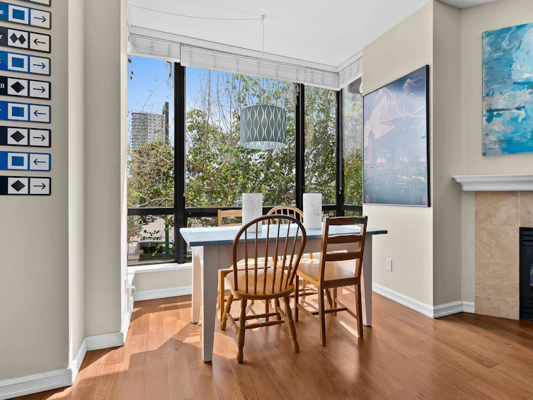207-1551 Foster Street, Surrey, BC, V4B 5M1 - 9